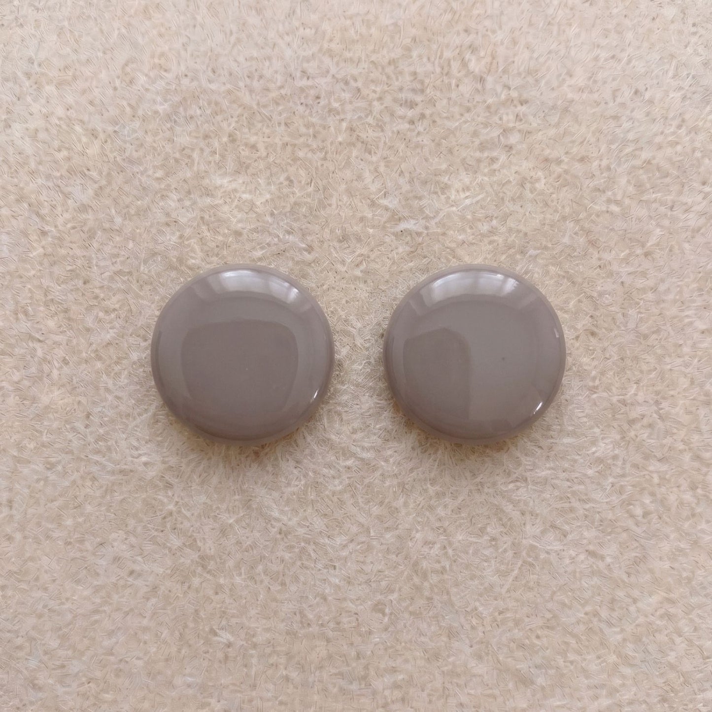 Puces d'oreilles Ana taupe